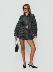 Quiny Elasticated Waist Shorts Black Check