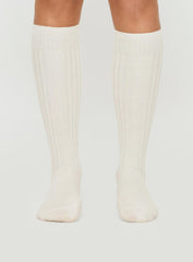 Boderline Knee High Socks White